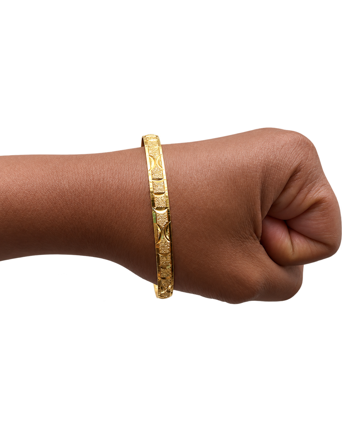 Single Stack Haus diamond-cut gold bangle worn on wrist